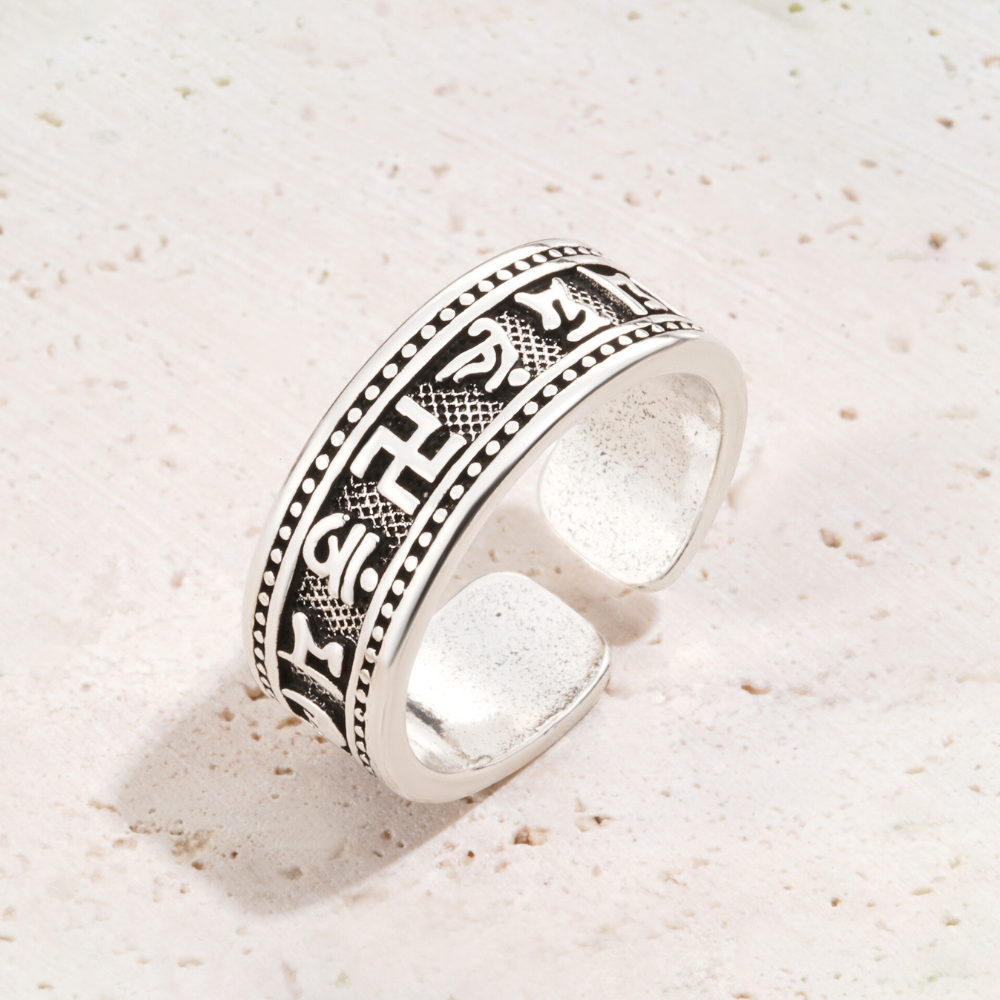 Celestial Shield – Whispering Mantra Ring